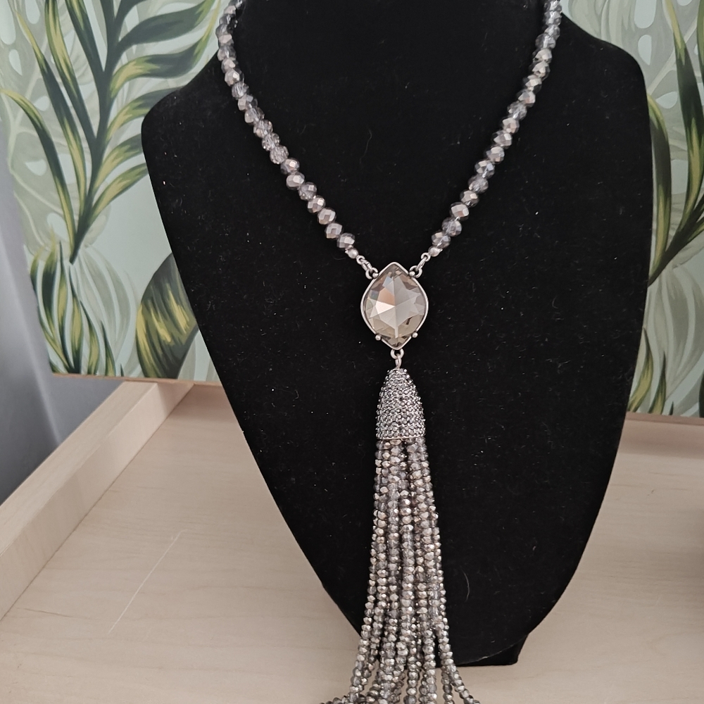 Tassel necklace